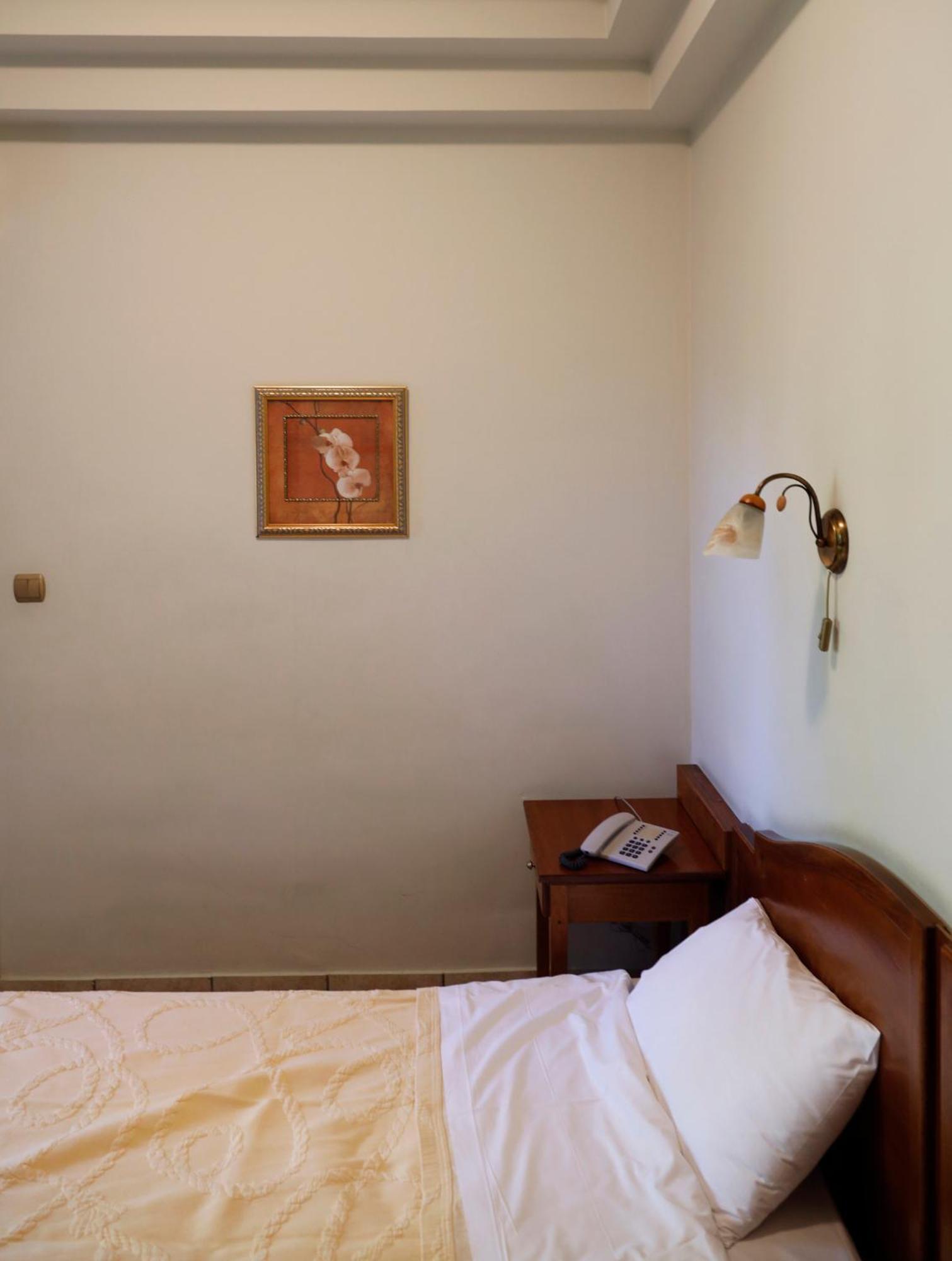 Archontiko Tou Ziaka Hotel Ipati ภายนอก รูปภาพ